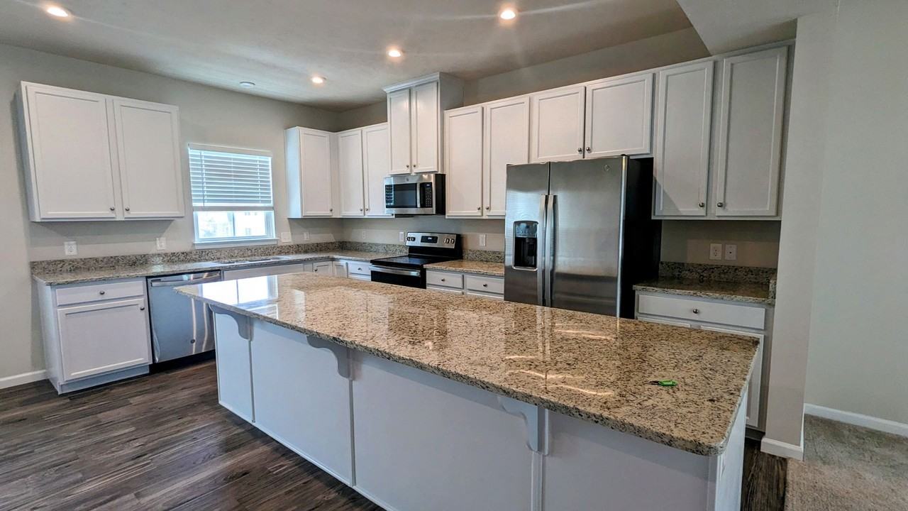 1482 Caymus Ct - Photo 3 of 19
