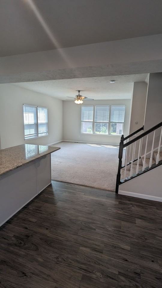 1482 Caymus Ct - Photo 5 of 19