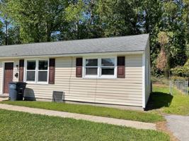 featured image of 1211 Davis St