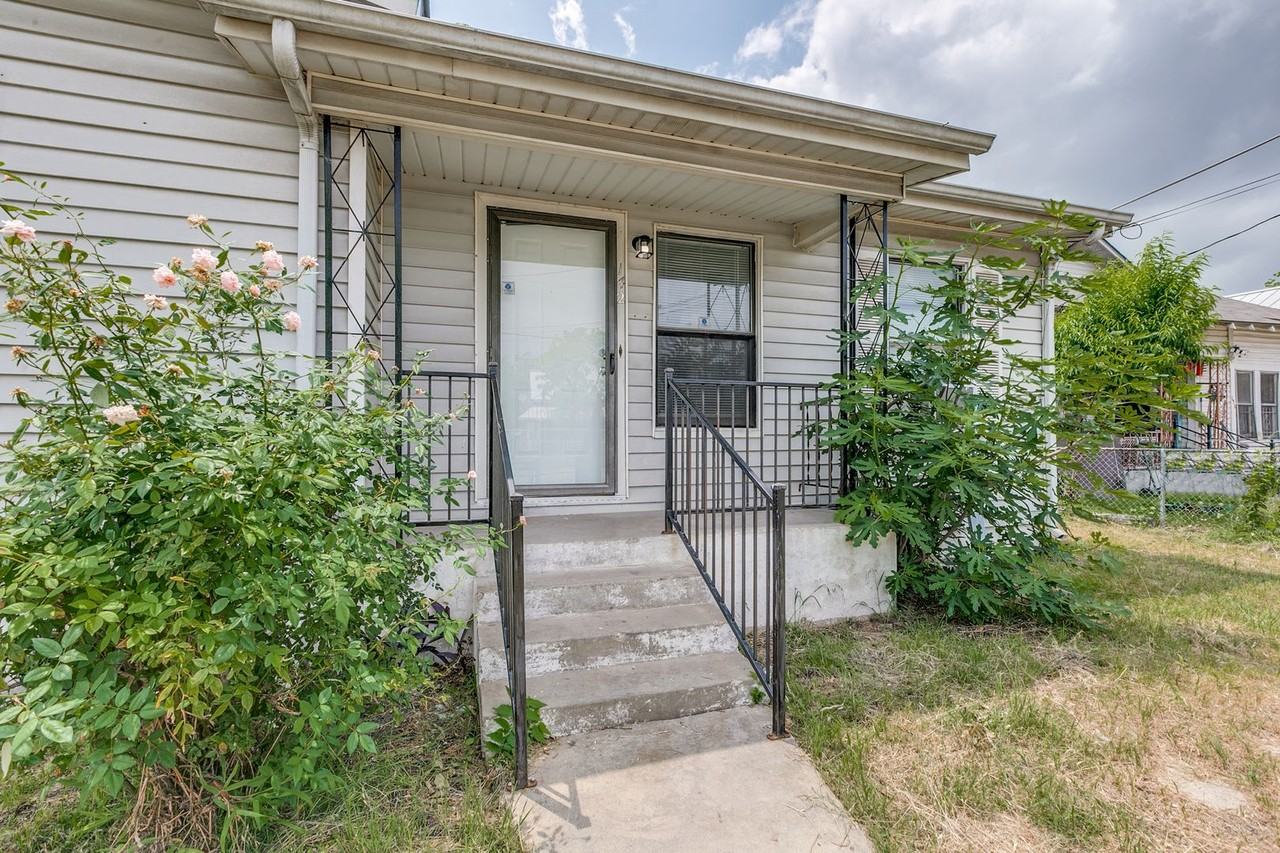 142 Helena St - Photo 3 of 25