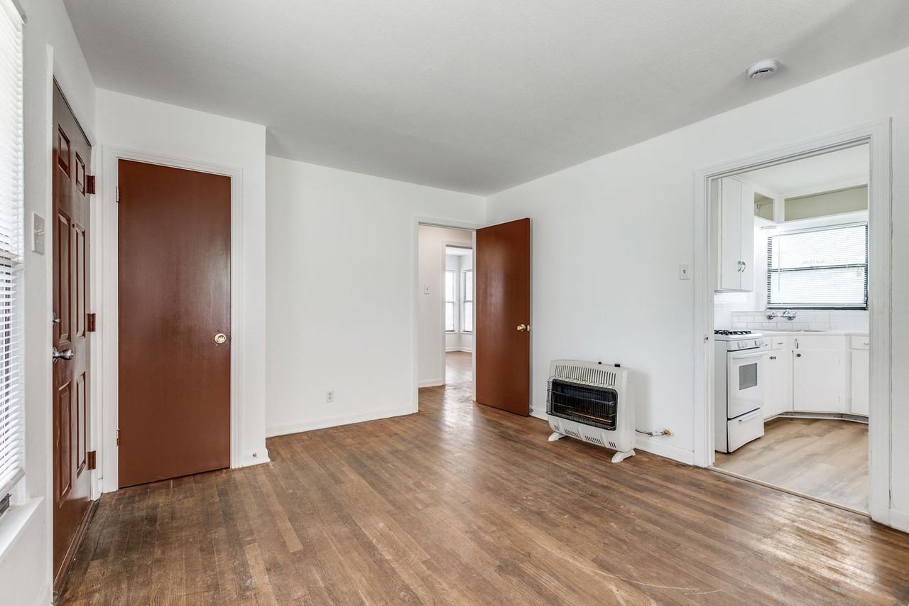 142 Helena St - Photo 6 of 25