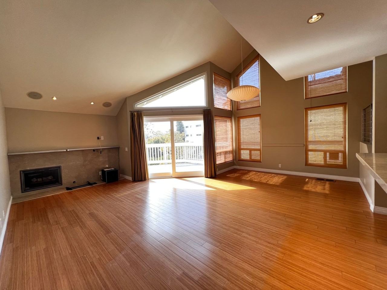 103 High Dr - Photo 3 of 34