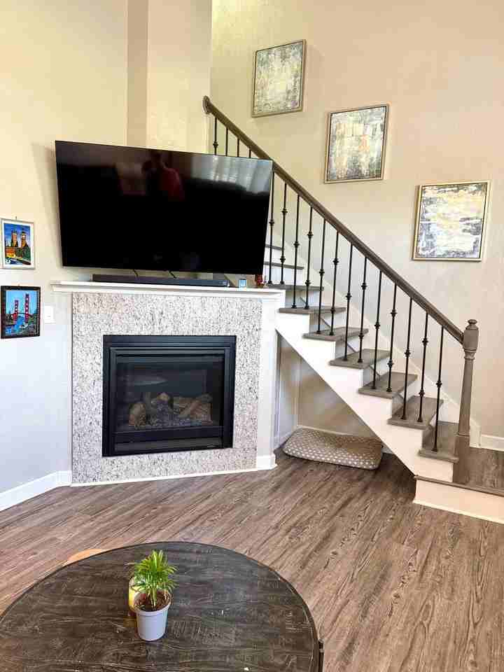 712 S Lake Cir - Photo 5 of 23