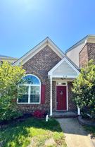 712 S Lake Cir - Photo 1 of 1