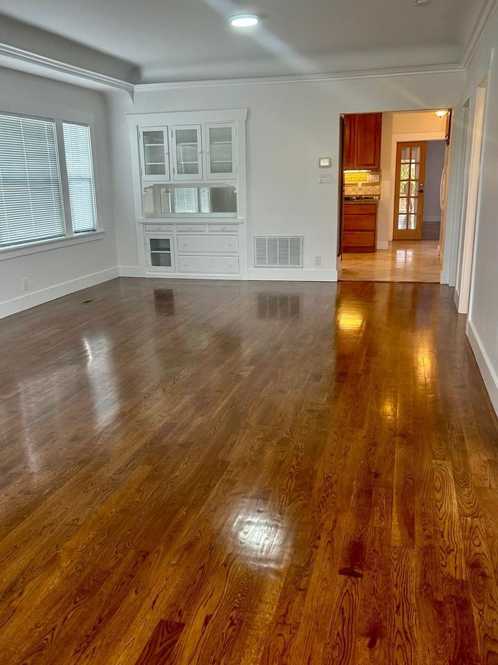 689 Grove Way - Photo 3 of 24