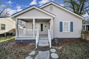 featured image of 910 Gibbons St