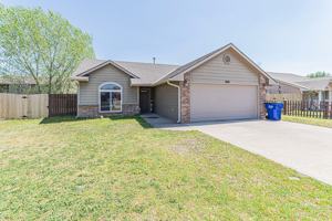 featured image of 1017 Dagen Ln