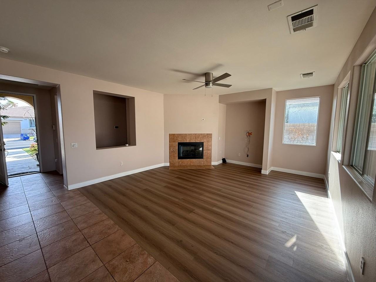 82736 Sutton Dr - Photo 5 of 11