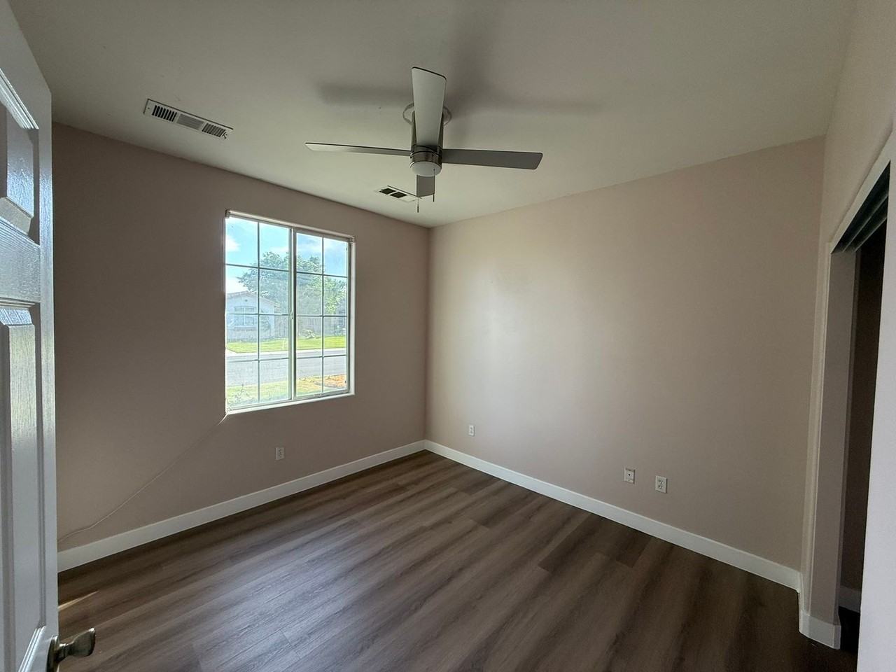 82736 Sutton Dr - Photo 6 of 11