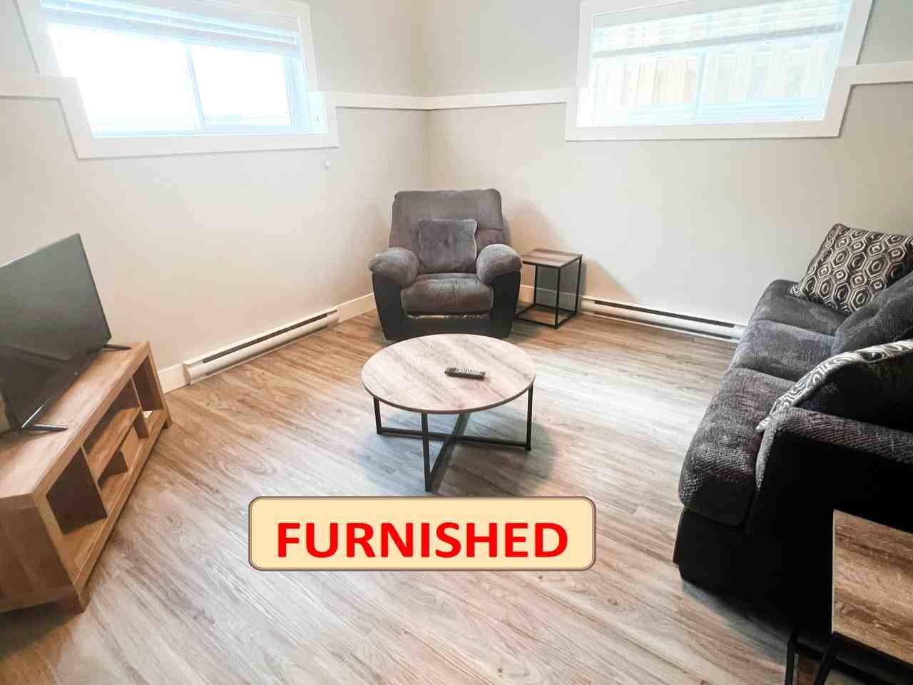 8703 B-8703 85 St - Photo 2 of 10