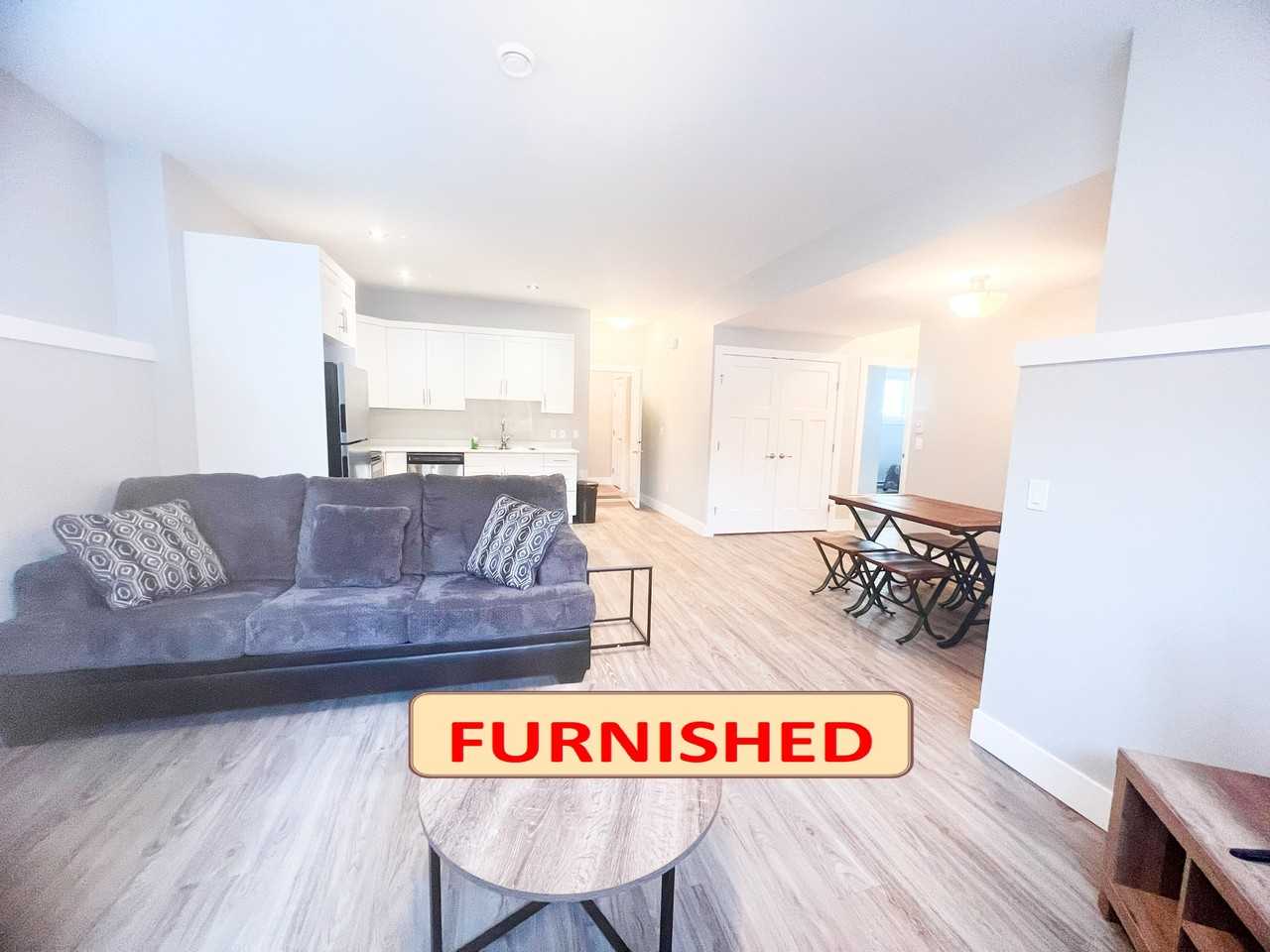 8703 B-8703 85 St - Photo 3 of 10