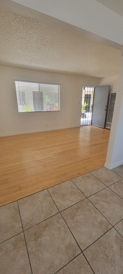 Monoco - Photo 4 of 6