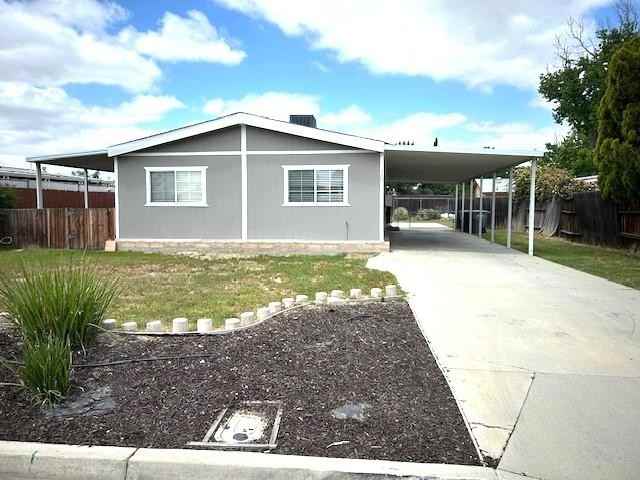 320 Lori Ann St - Photo 2 of 19