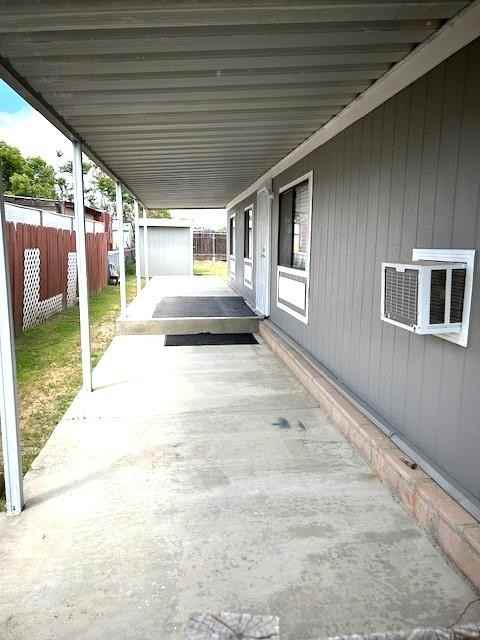 320 Lori Ann St - Photo 3 of 19