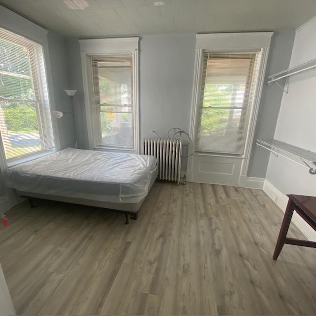 1573 Tibbits Ave - Photo 2 of 6