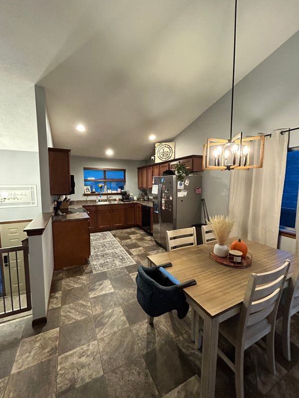 417 Lien Ave - Photo 3 of 12