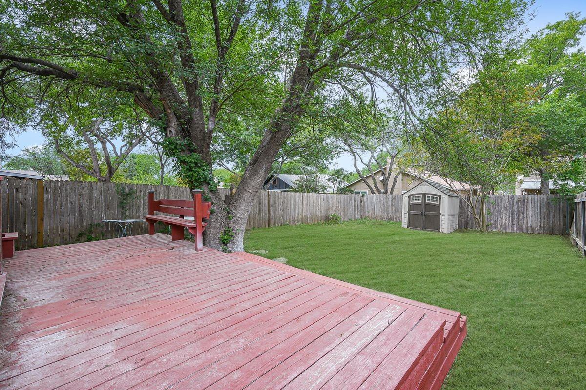 12215 Stoney Xing - Photo 2 of 8