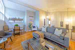 featured image of 2145 Commodore Drive