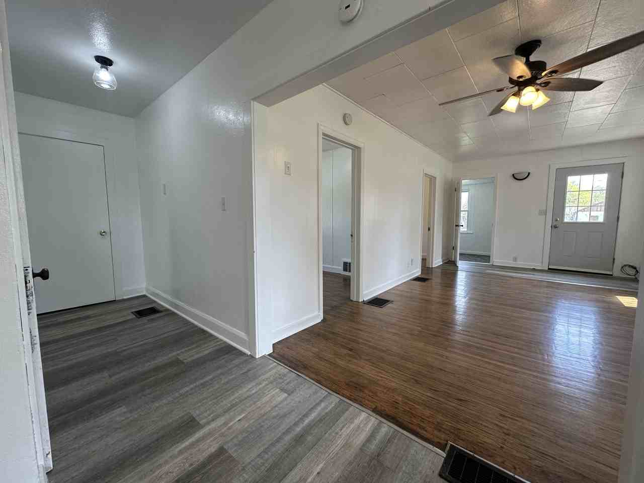 329 Vincent Ave - Photo 3 of 13