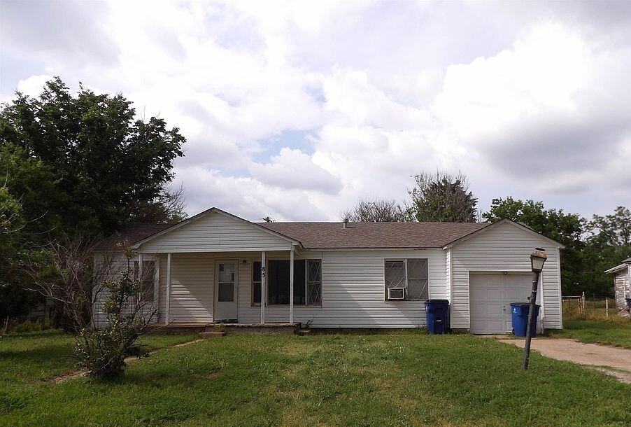 85 E Sycamore Ave - Photo 2 of 2