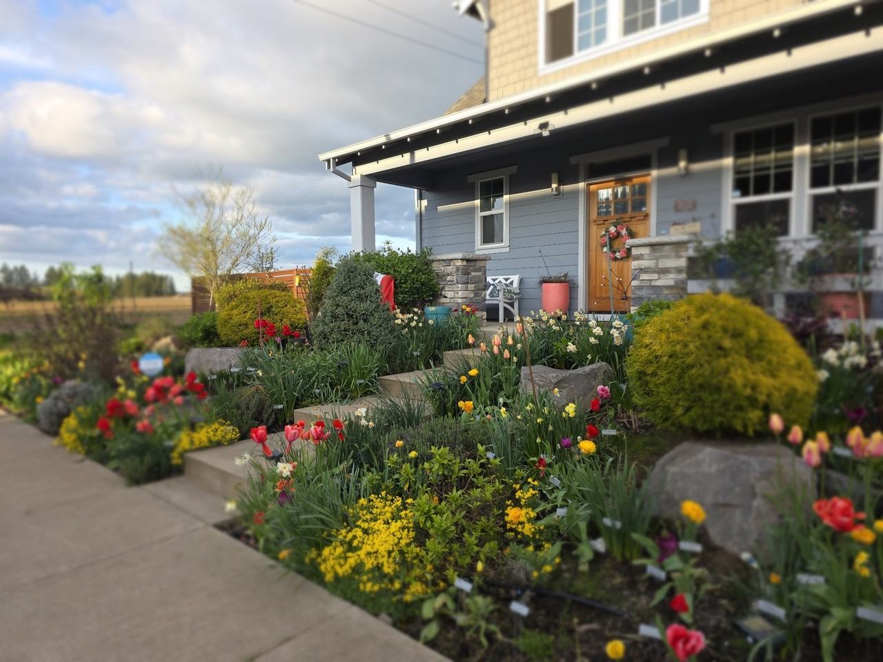 3844 Ne Joel St - Photo 2 of 12