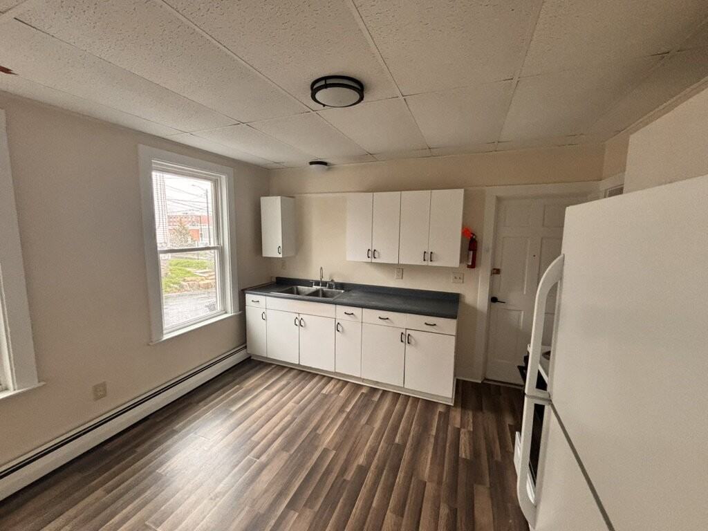 746 Middle St #1 - Photo 5 of 11