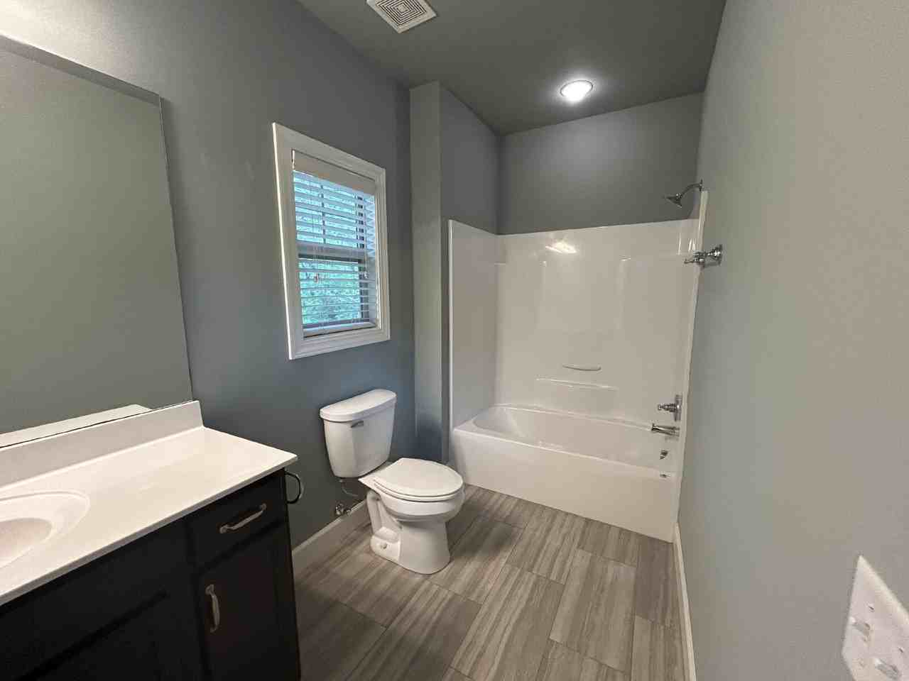 634 Cooper Sq - Photo 7 of 8