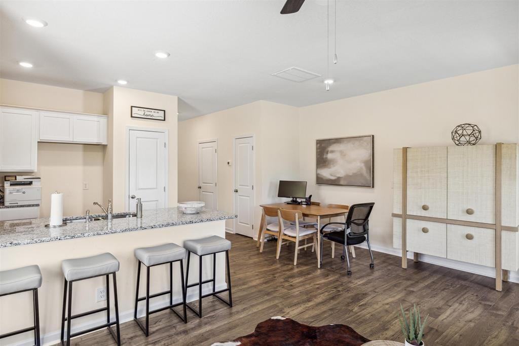 168 Wall St - Photo 2 of 32