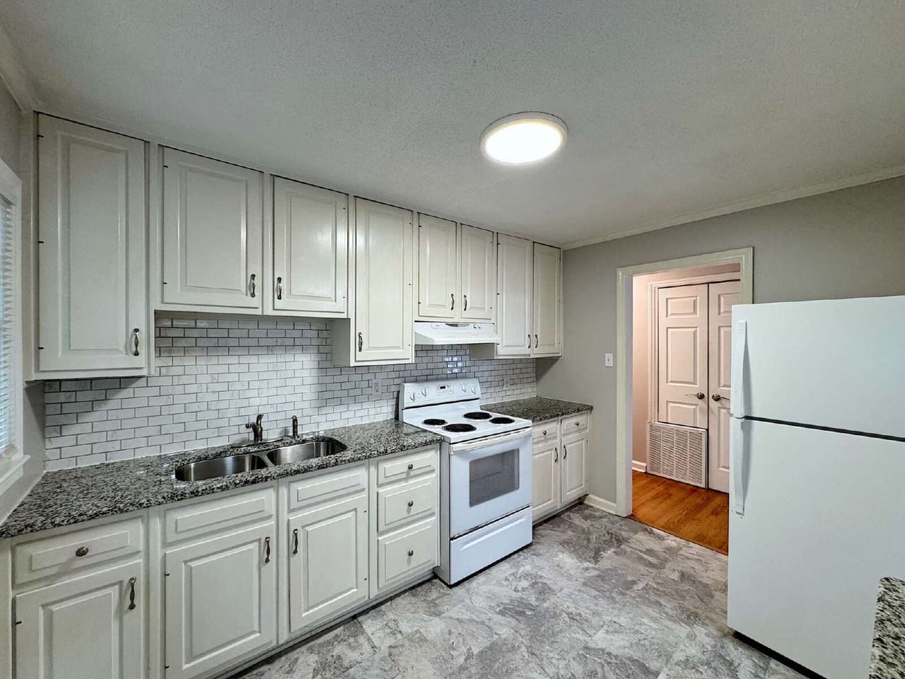 2420 Milburnie Rd - Photo 7 of 17