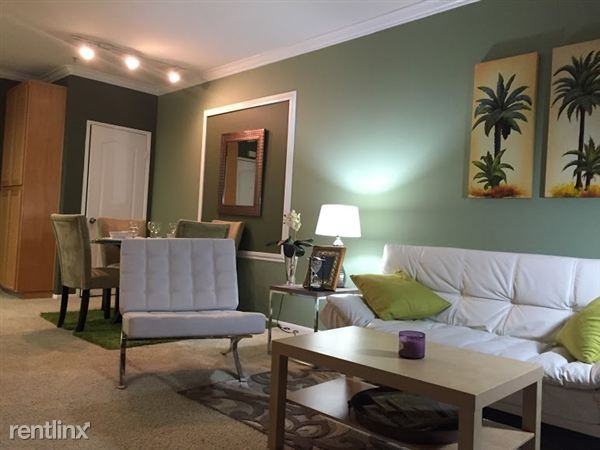 7th St & S Bixel St - Photo 3 of 28