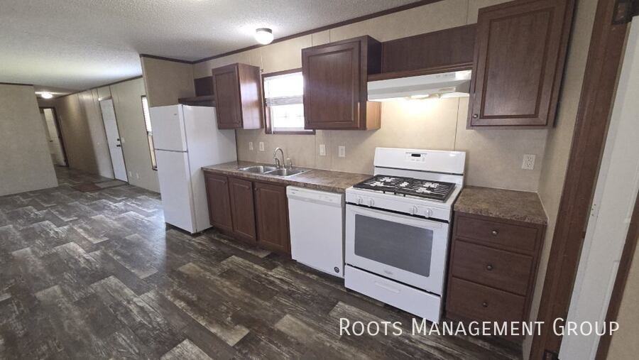 10024 Joan Dr #105 - Photo 2 of 11