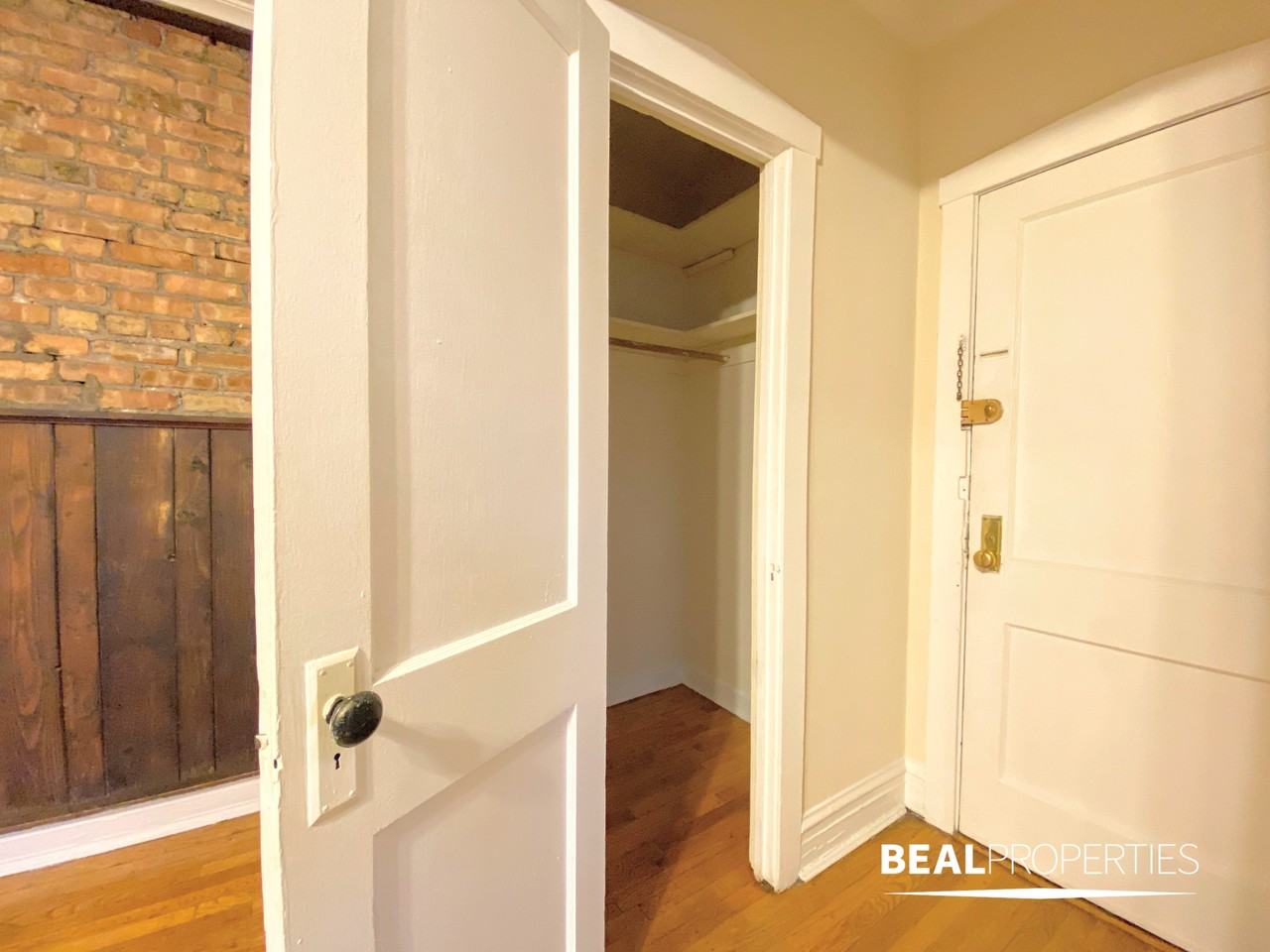 947 W Cornelia Ave #955-3A - Photo 6 of 9