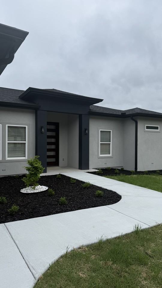 219 Fox Chase Cir #NA - Photo 3 of 17