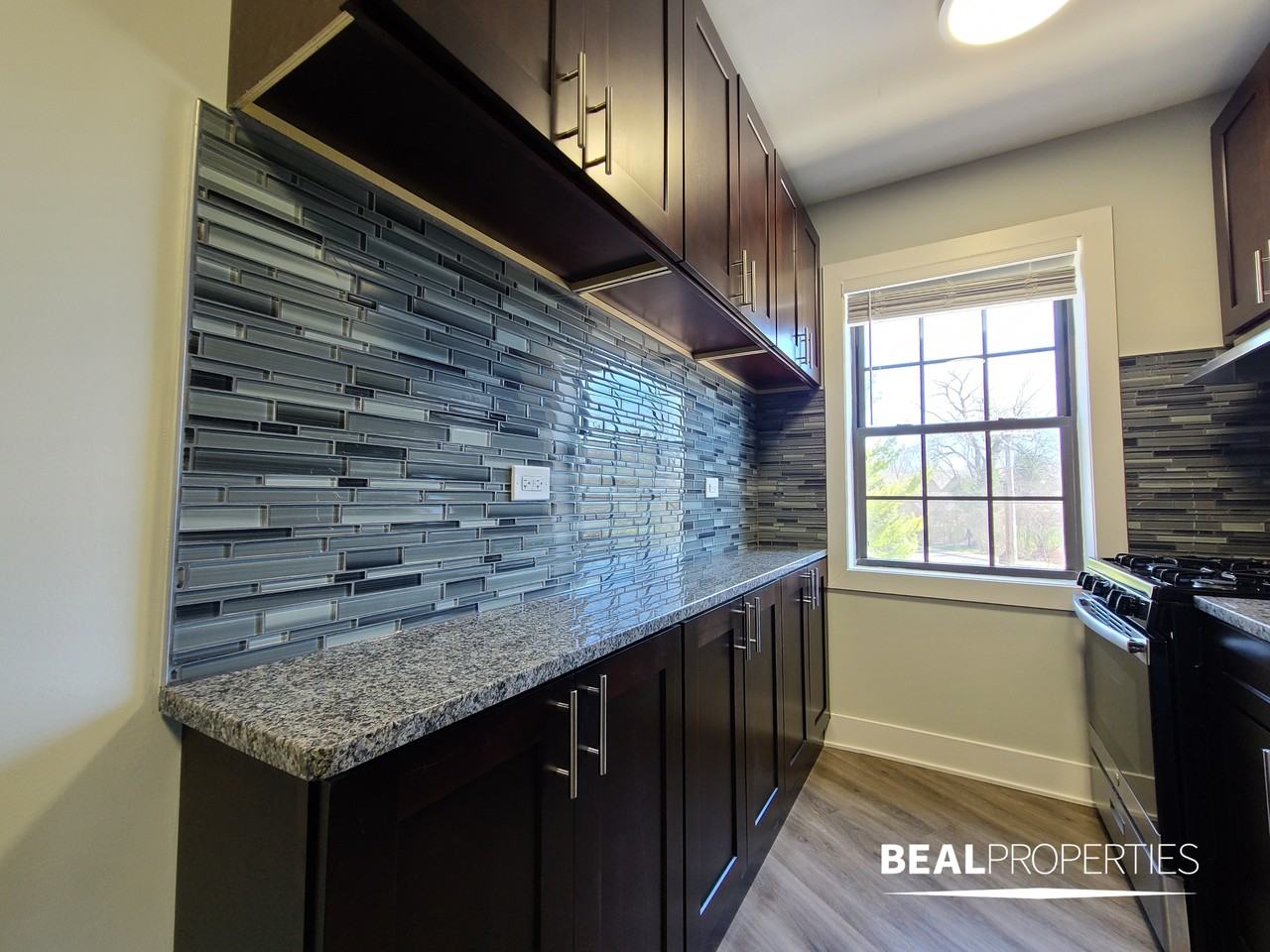 730 Judson Ave - Photo 7 of 17