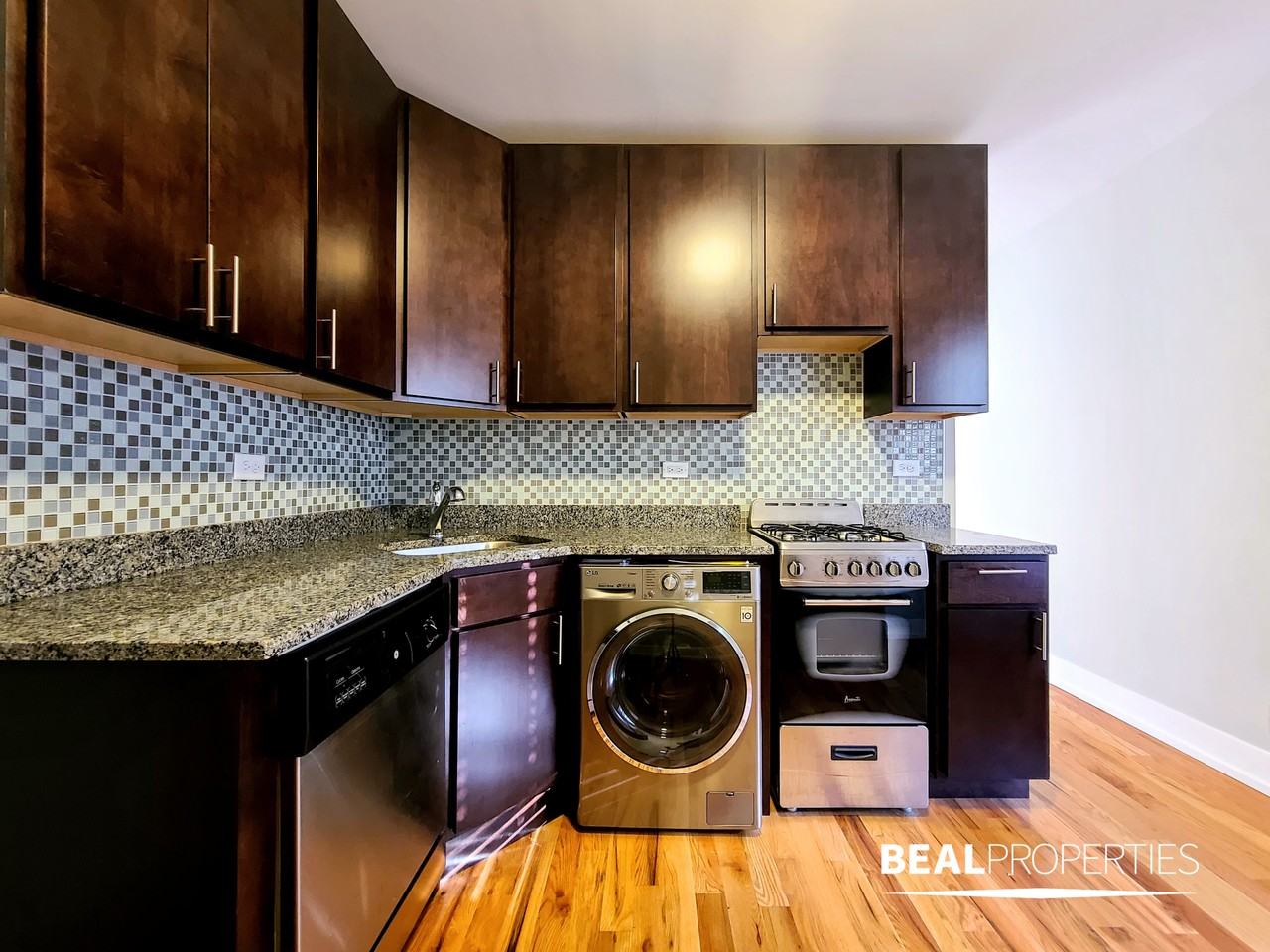 2910 North Mildred Avenue #O2S - Photo 7 of 12