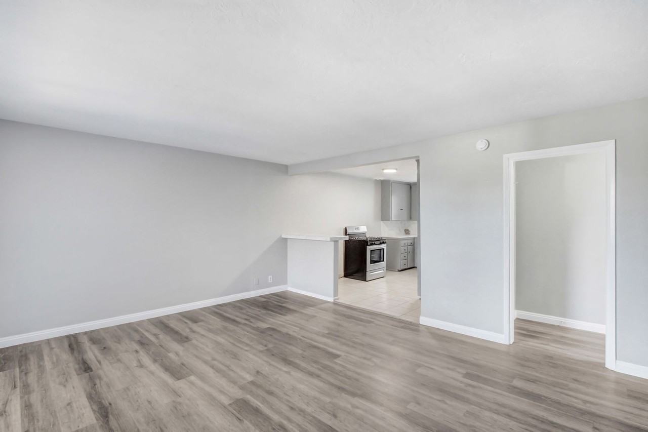 3801 Madison St. - Photo 3 of 11