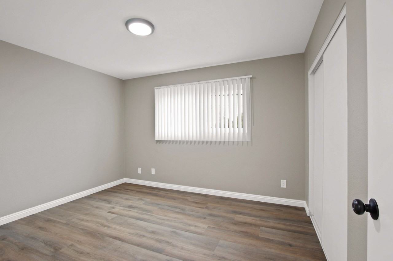 8202 Rosemead Blvd - Photo 7 of 9