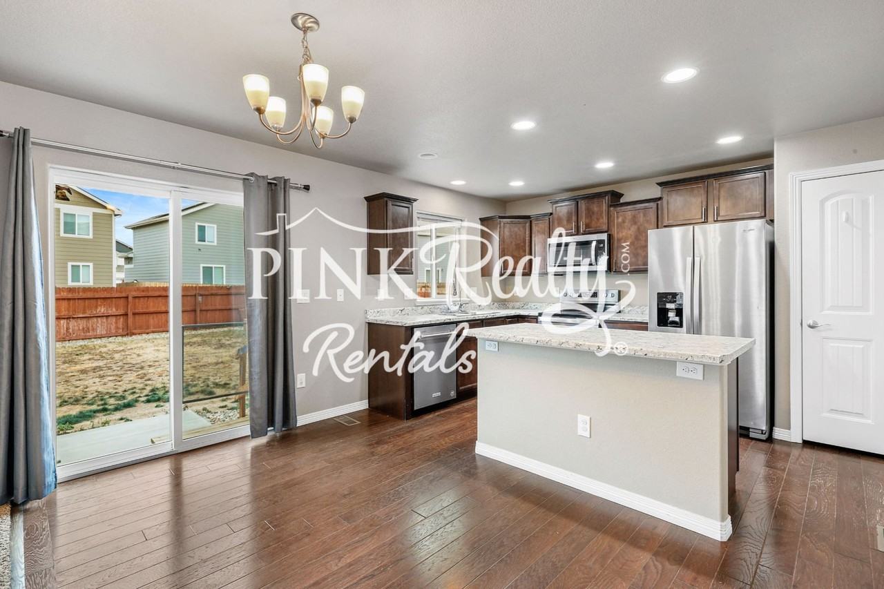 9694 Rubicon Dr - Photo 3 of 44