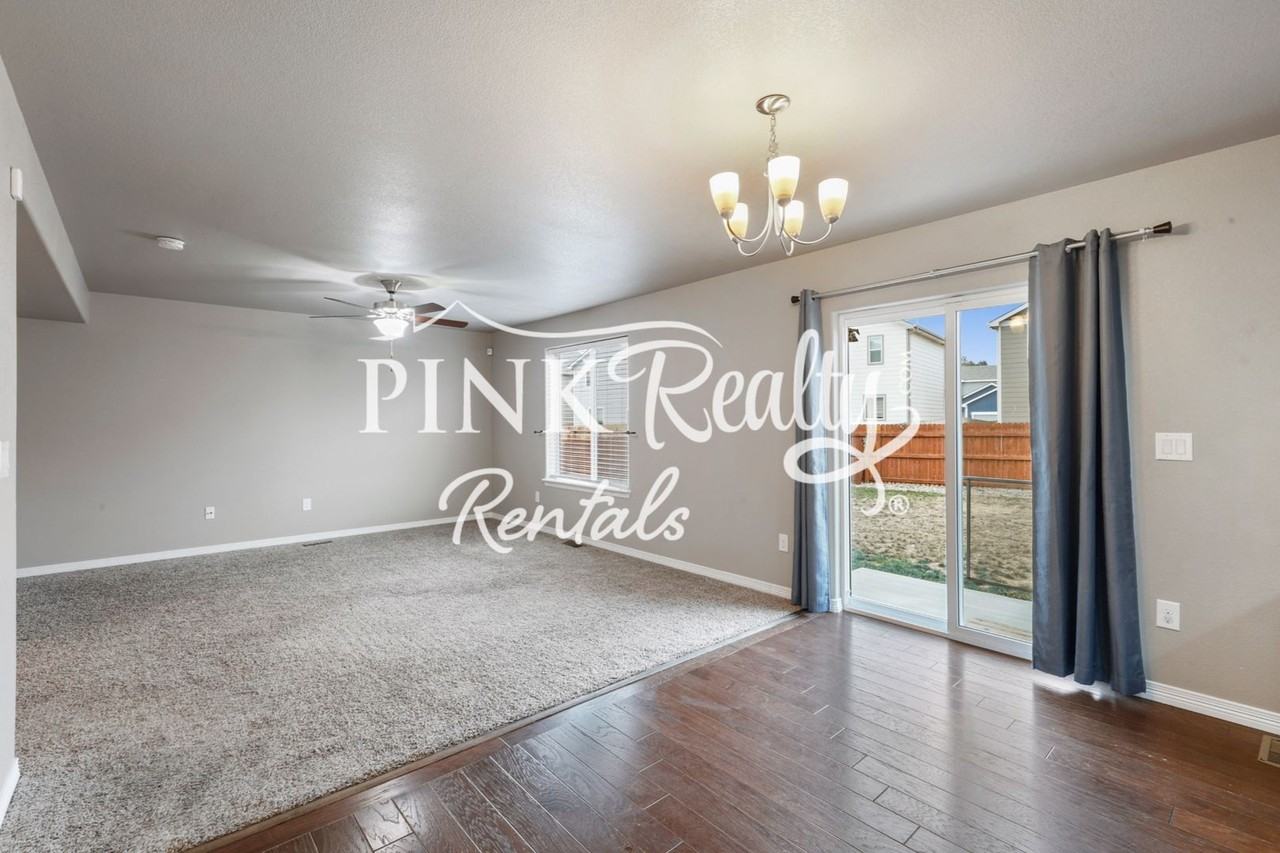 9694 Rubicon Dr - Photo 7 of 44