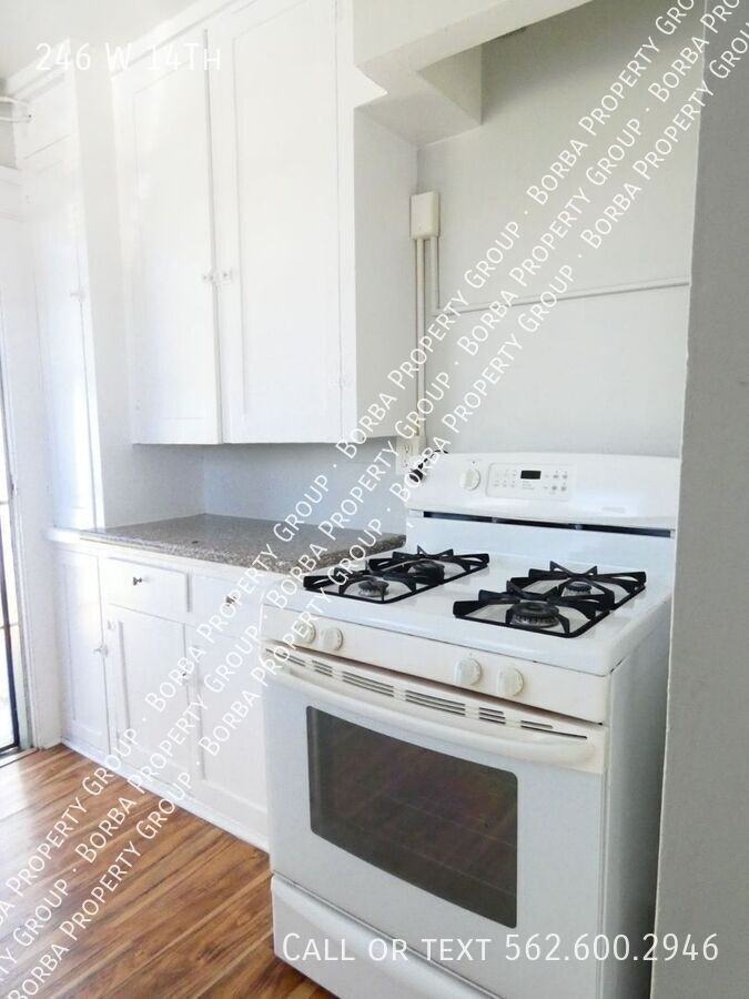 246 W 14th St - Photo 3 of 8