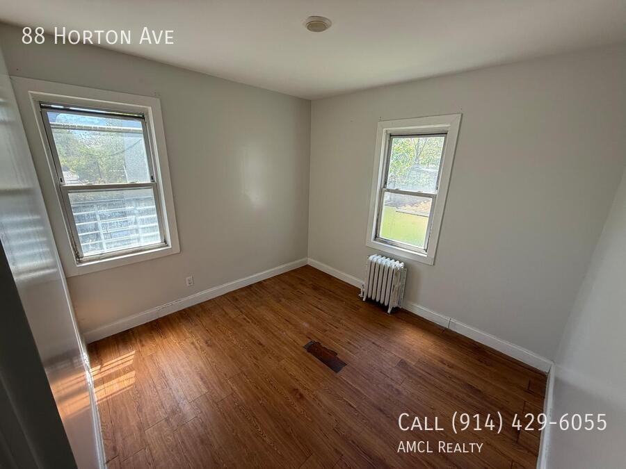 88 Horton Ave - Photo 3 of 10