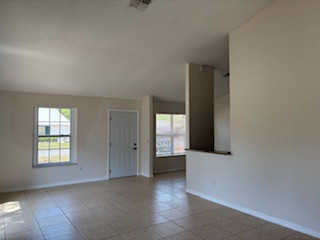 28 Spring Loop Cir - Photo 3 of 19