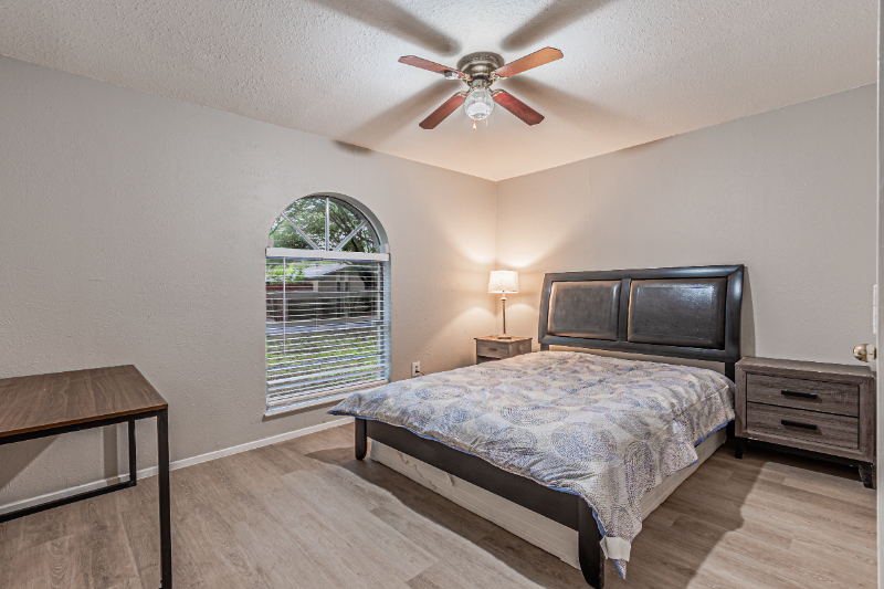 3728 Yosemite Dr - Photo 5 of 14