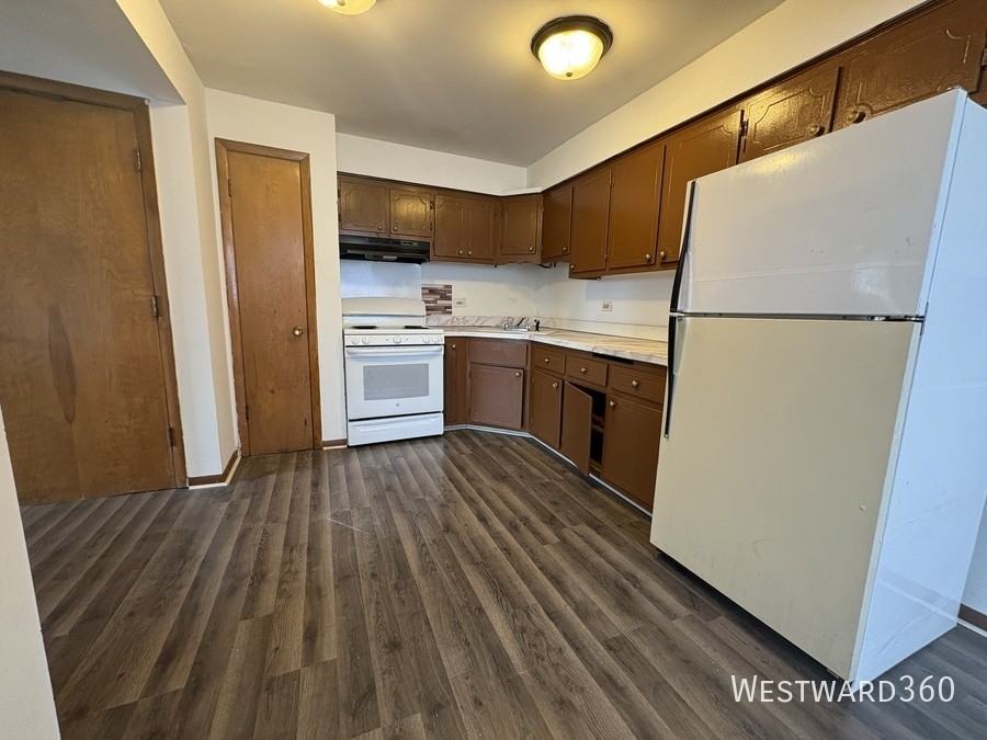 1131 W 127th Pl #C1 - Photo 2 of 17