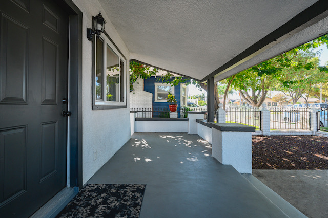 644 E Nocta St - Photo 3 of 12