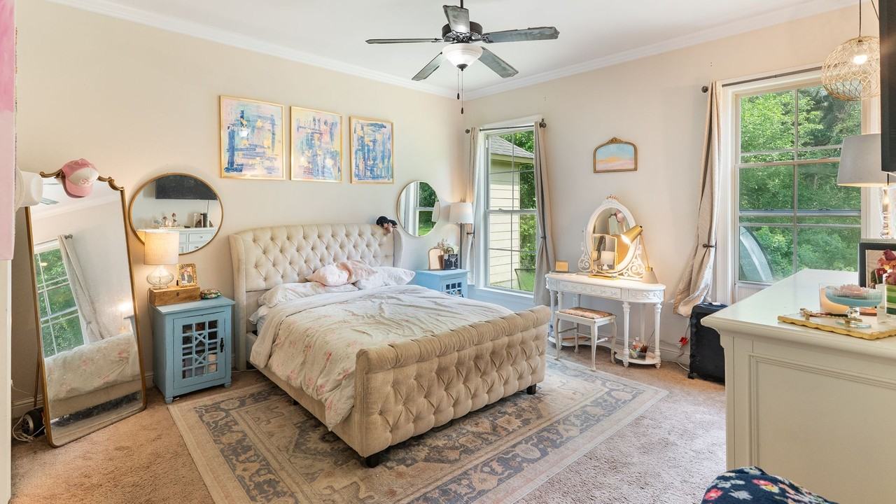 8251 Valencia Ct - Photo 6 of 20