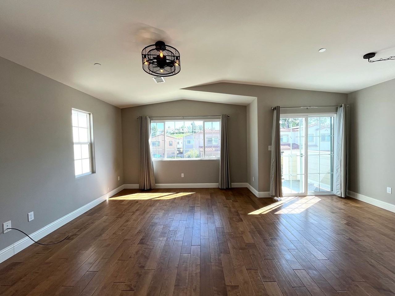 267 Via Las Casitas - Photo 3 of 39