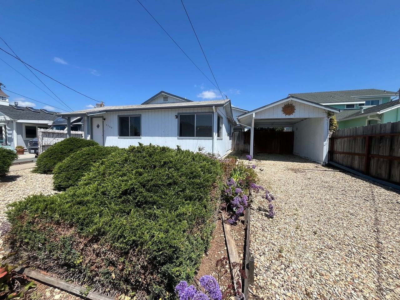 2760 Elm Ave - Photo 2 of 16