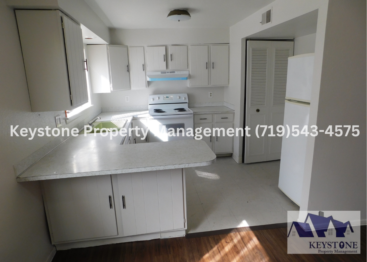 229 Bonnymede Rd - Photo 4 of 14
