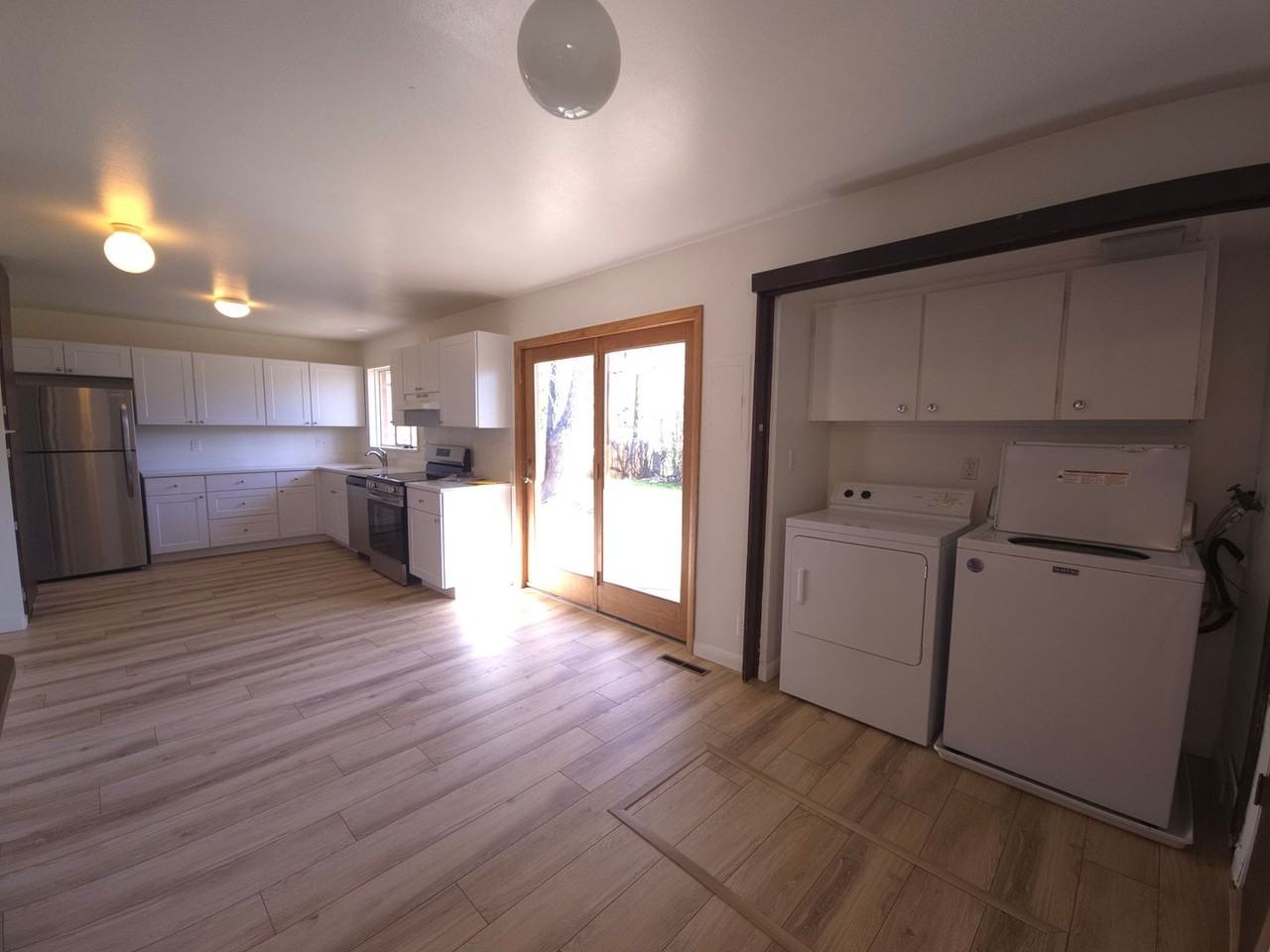 3345 Martin Dr - Photo 7 of 20